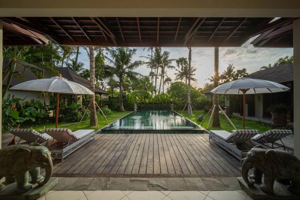 New! Asmara - Indulgent Luxury 15 Mins From Canggu Villa Tanah Lot (Bali)