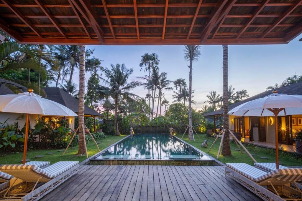 New! Asmara - Indulgent Luxury 15 Mins From Canggu Villa