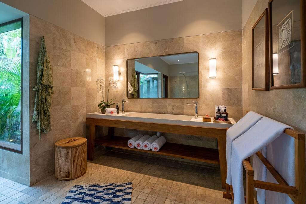 New! Asmara - Indulgent Luxury 15 Mins From Canggu Tanah Lot