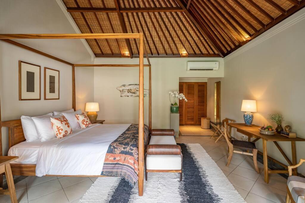 New! Asmara - Indulgent Luxury 15 Mins From Canggu Villa